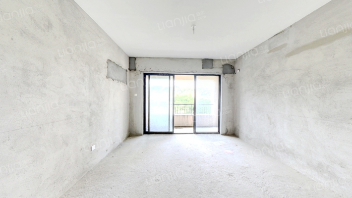 华发依山郡一期二手房实景图