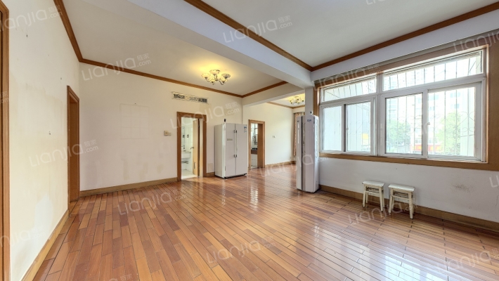 湖北省国税局宿舍二手房实景图