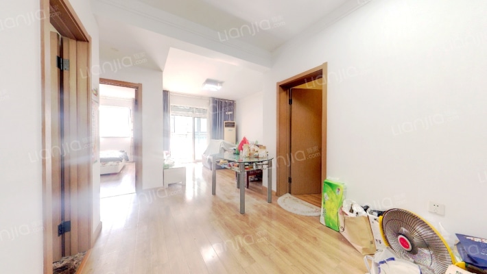 名流世家二手房实景图