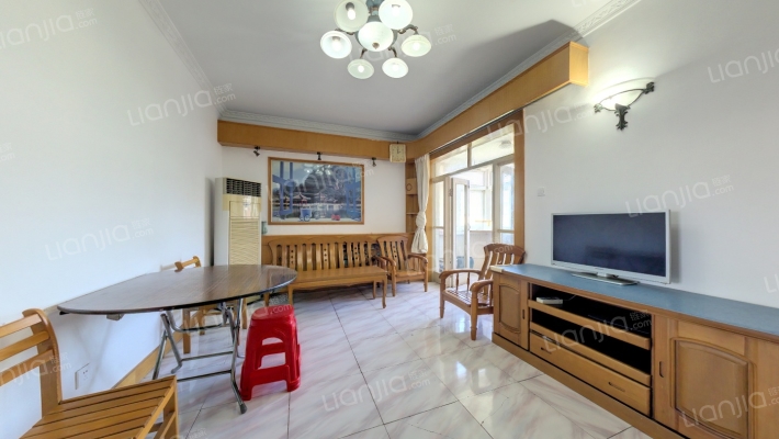 环山村二手房实景图