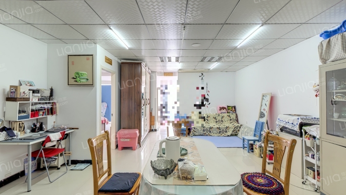 鼎泰大厦二手房实景图