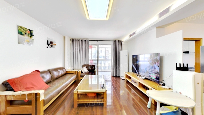 衣锦华庭二区二手房实景图