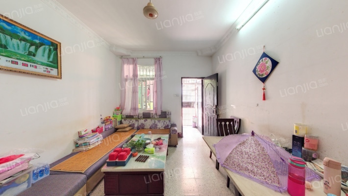 岑东路二手房实景图