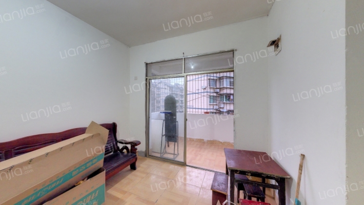 丹鹤小区二手房实景图