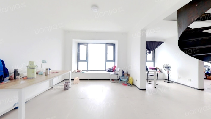 新港国际花园二手房实景图