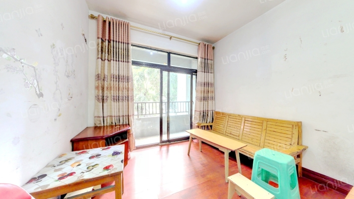 金色年华B区二手房实景图