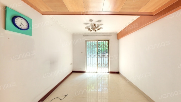 河畔花园二手房实景图