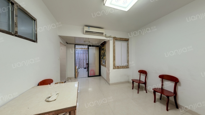 前锦新城二手房实景图