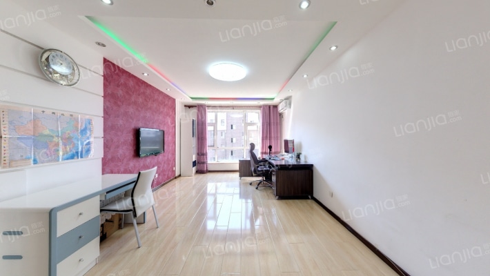 东田青年城B区二手房实景图