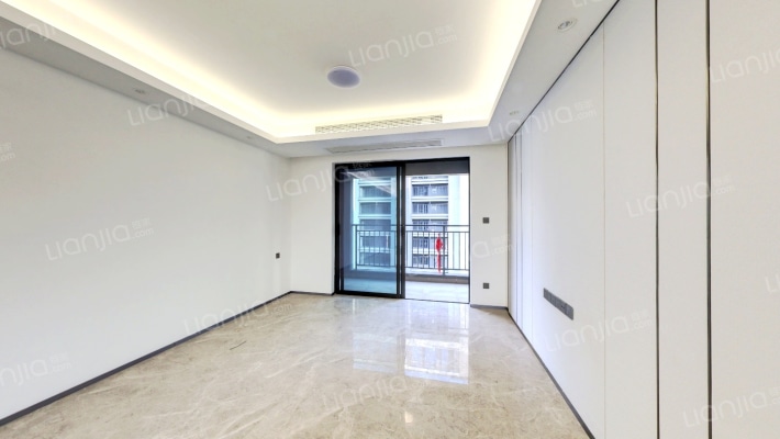 旭辉铂宸府二手房实景图