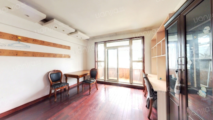 金海花园东园二手房实景图