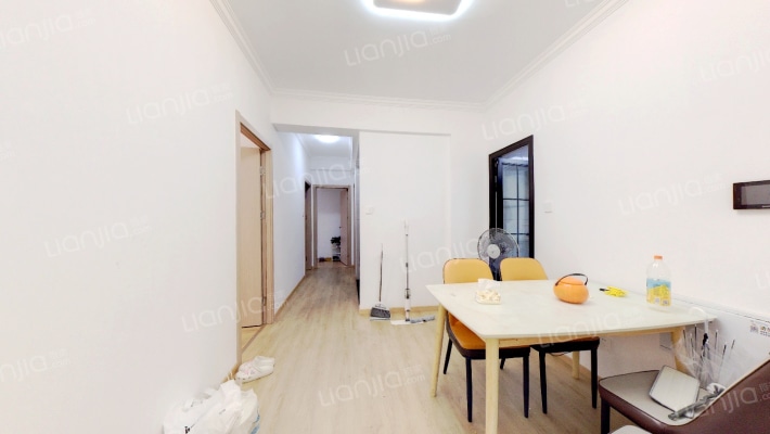 地铁复兴城二手房实景图