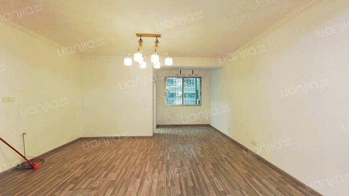 宝山北路405号二手房实景图