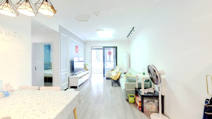 绿地悦公馆二手房实景图