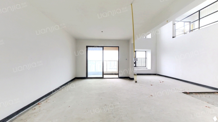 建发榕墅湾二手房实景图