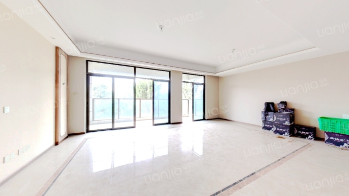 领地溪山蘭台二手房实景图