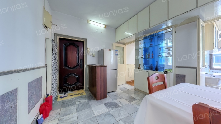 虹桥路12号二手房实景图