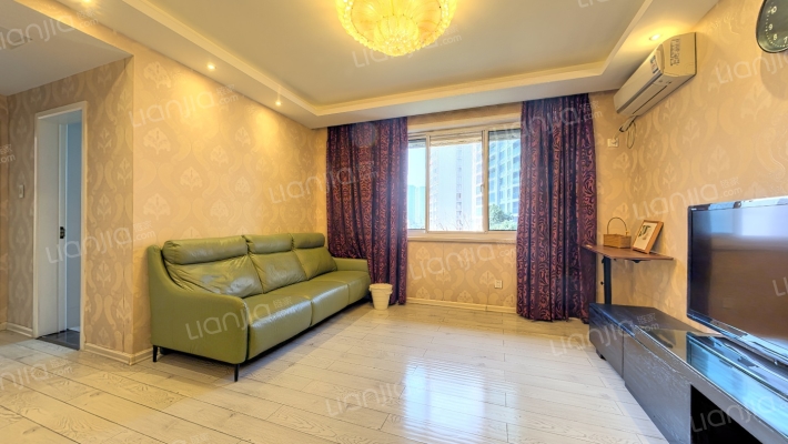 秋涛雅苑二手房实景图