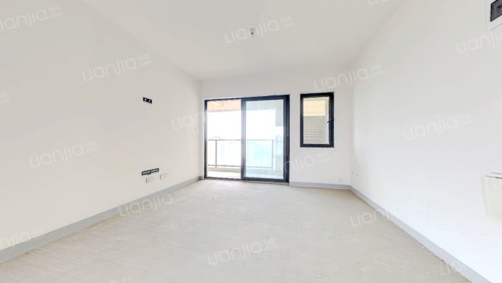 万达公园里1期二手房实景图