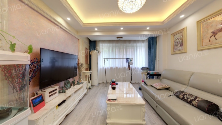 聚缘中庭二手房实景图