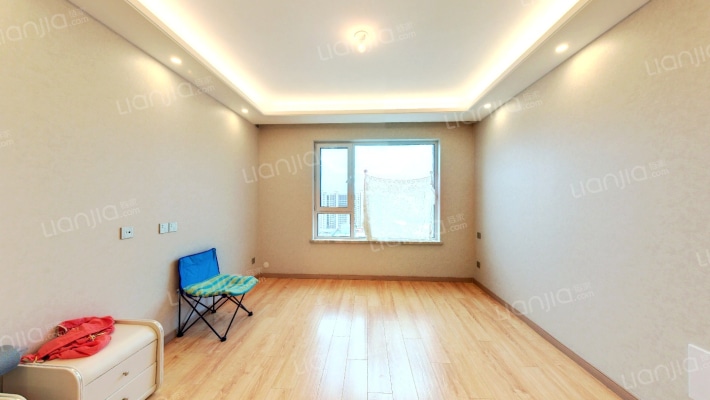 万科首府未来城三期二手房实景图