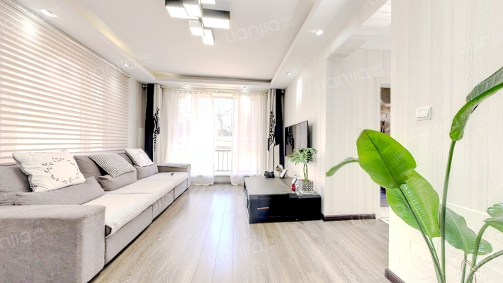 伟桥金北嘉园二手房实景图