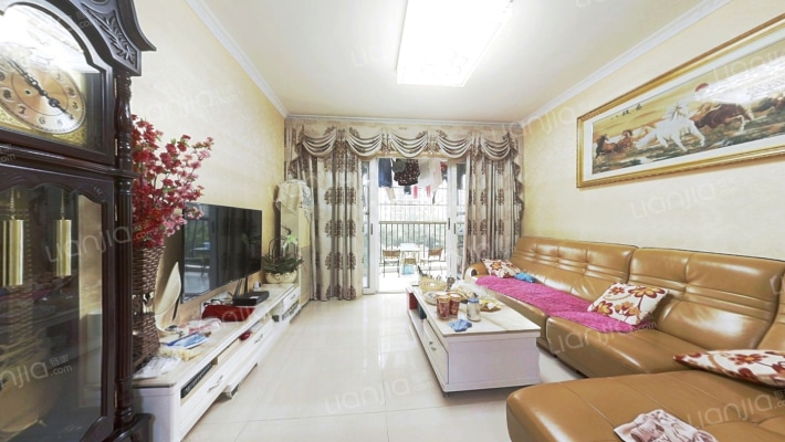 蓝天花园二手房实景图