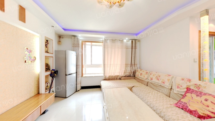 泰山天然居二手房实景图