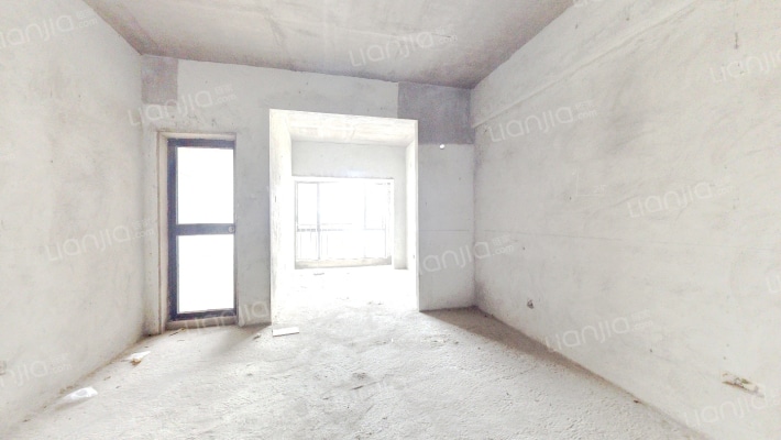 尚峰假日公馆二手房实景图