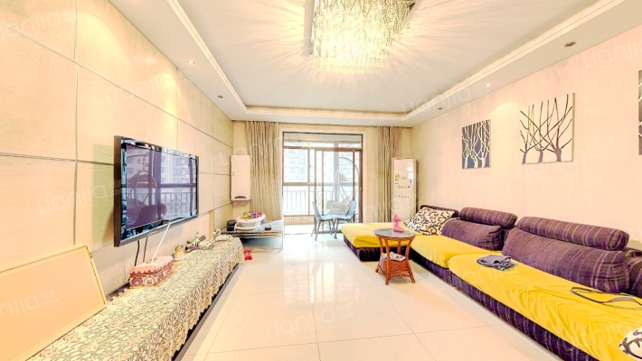 兰乔圣菲二手房实景图