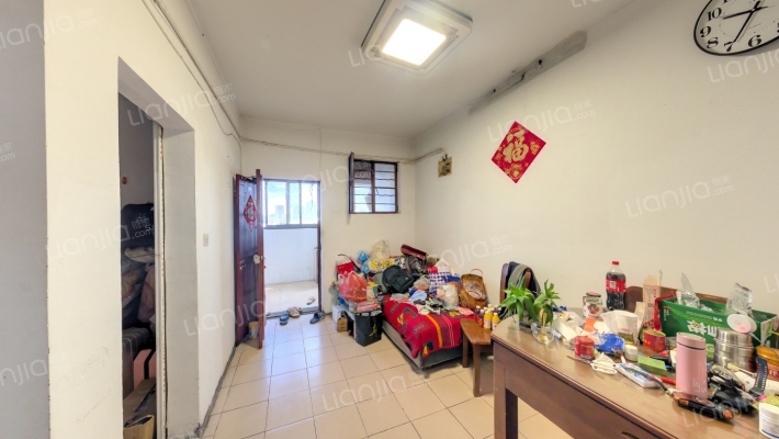 三牌楼大街二手房实景图