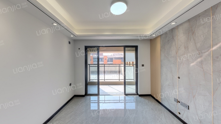 上乘蓝岸二手房实景图