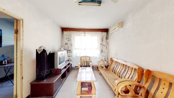 航测宿舍二手房实景图