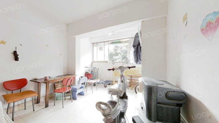 学府春二手房实景图