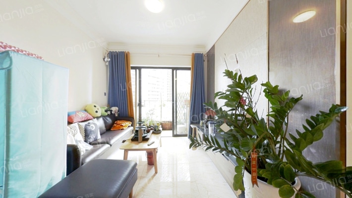 新福港鼎峰二手房实景图