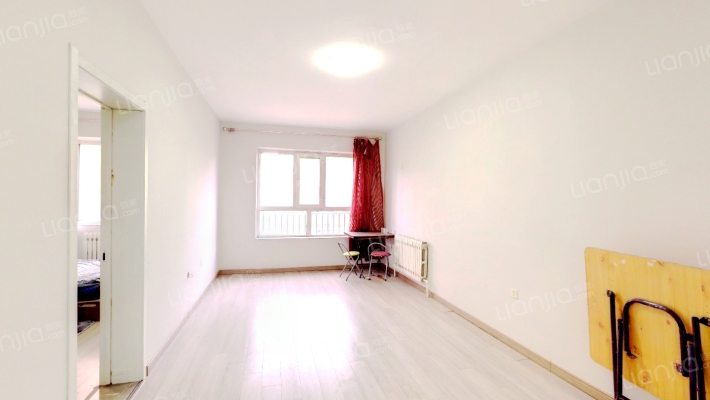 东方哥德堡二手房实景图