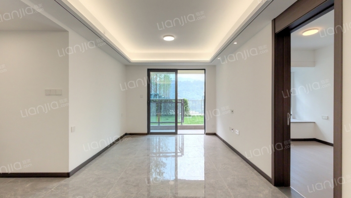 万科星光天空之城二手房实景图