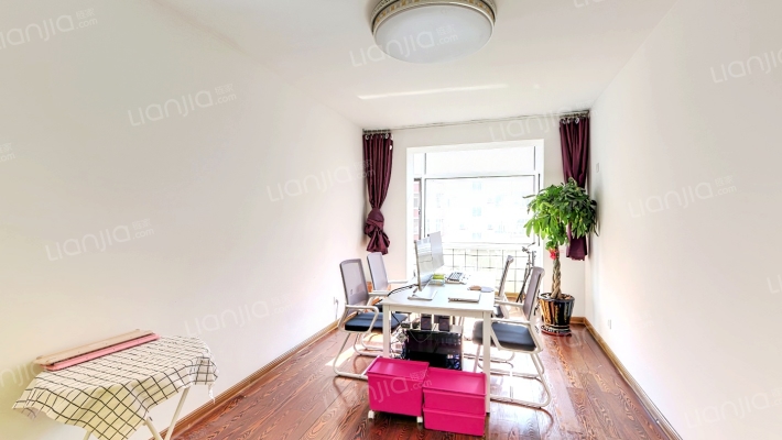 海信家园二手房实景图