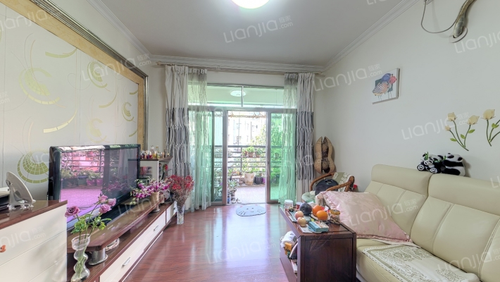 山水华庭二手房实景图