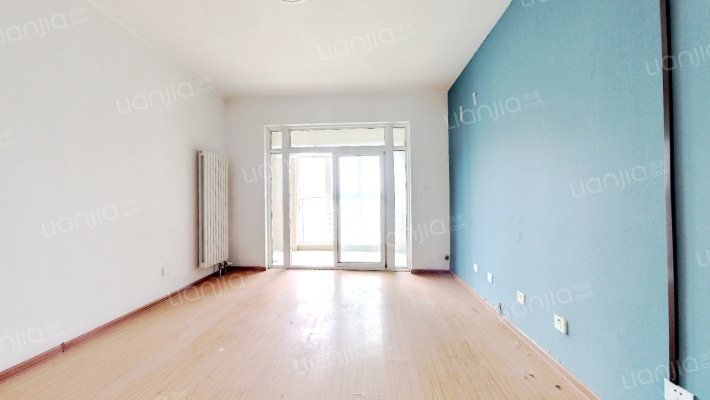 绿地中央广场四区二手房实景图