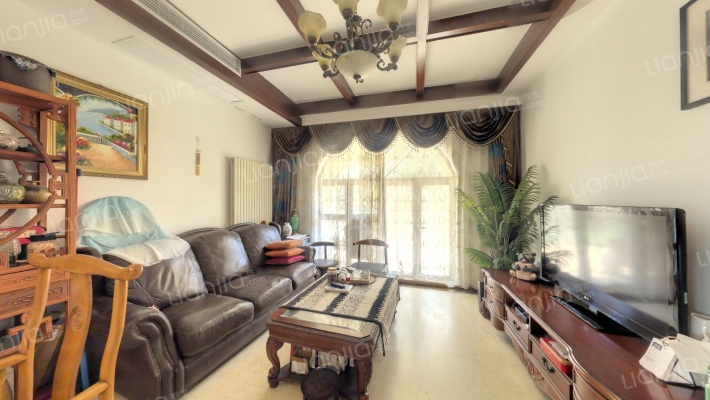 圣地雅歌海墅二手房实景图