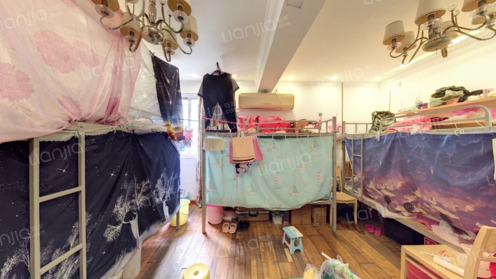 广信华景大厦二手房实景图