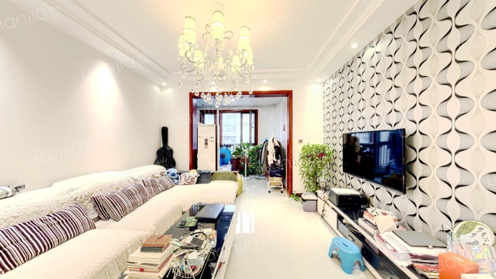 聚和远见二手房实景图