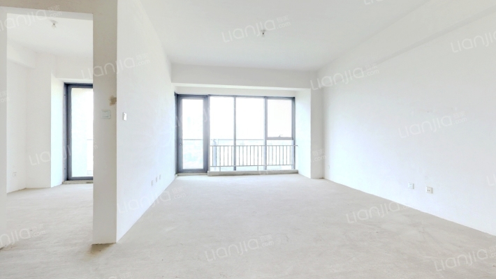 麓湖生态城琉璃溪岸二手房实景图