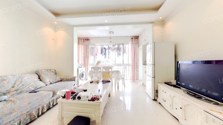 怡华居二手房实景图