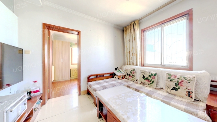 泺源回民小区二手房实景图