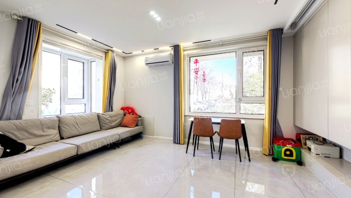 丽园B区二手房实景图