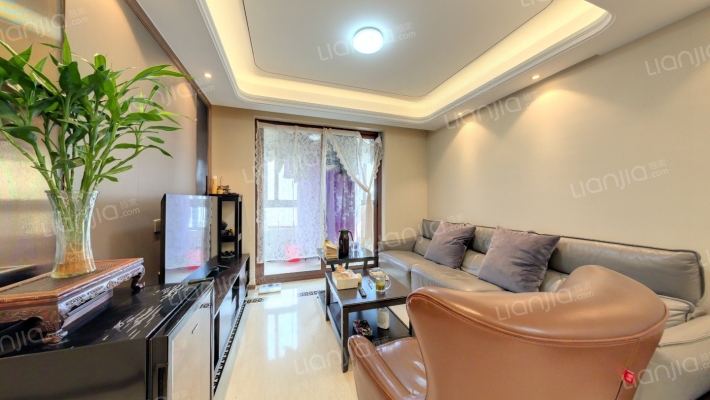 鲁能公馆二手房实景图