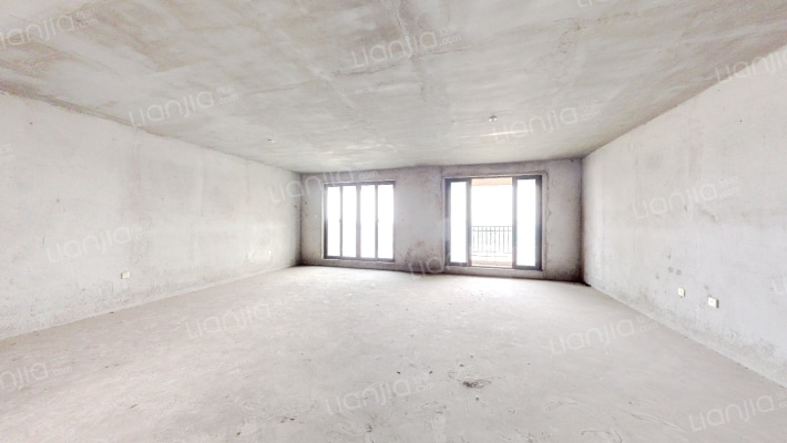 中企铂镜二手房实景图