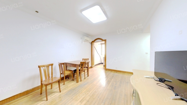 龙柏五村二手房实景图